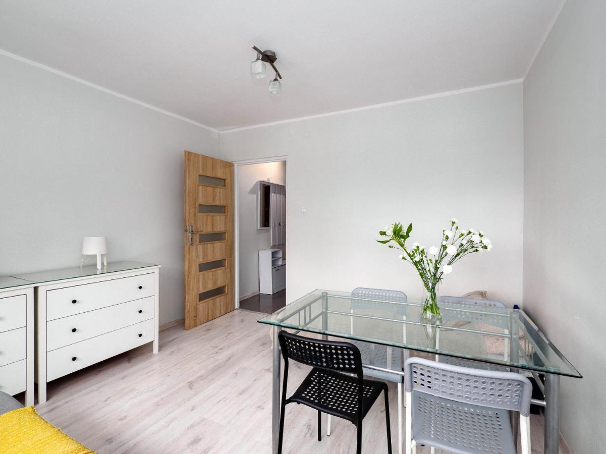 Sweet Honey Mieszkanie W Plocku Apartment Exterior photo